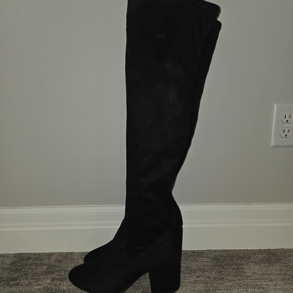 BAR III Gabrie Black Over-The-Knee Block Heel Boots